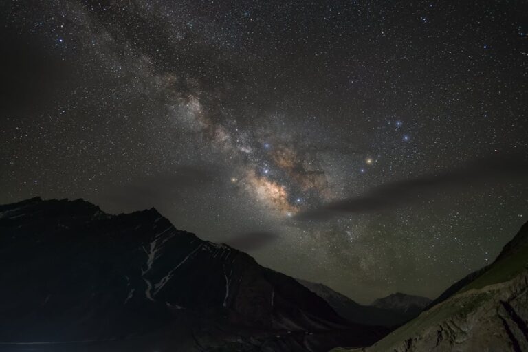 free-photo-of-stars-on-clear-night-sky